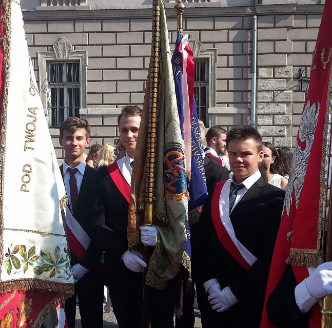 Udział Pocztu Sztandarowego ZSE w uroczystościach rocznicowych